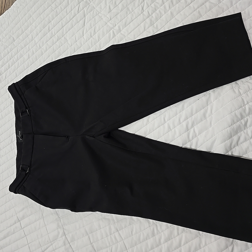 White House Black Market Black Capri Pants